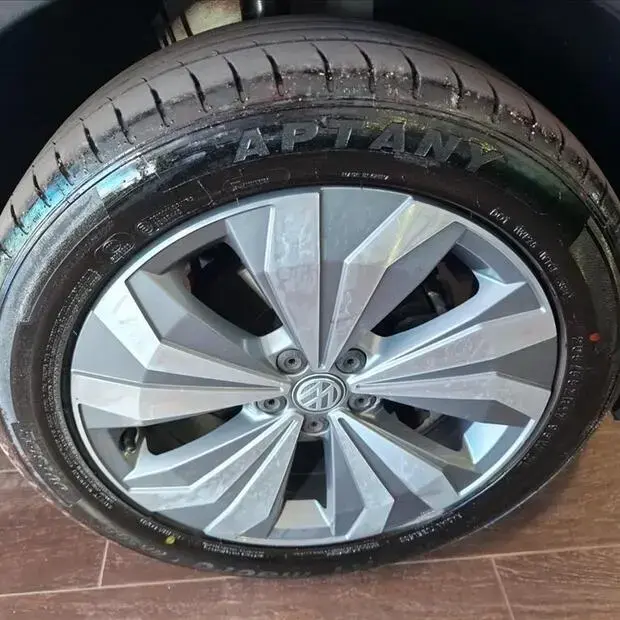 Volkswagen T-CROSS 1.4 250 TSI TOTAL FLEX HIGHLINE AUTOMÁTICO