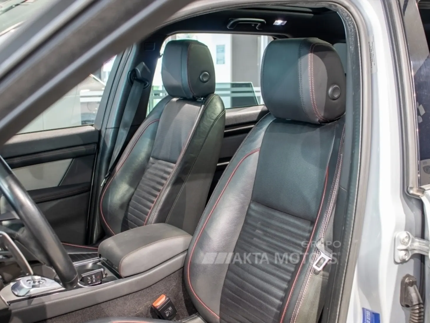 galeria DISCOVERY SPORT