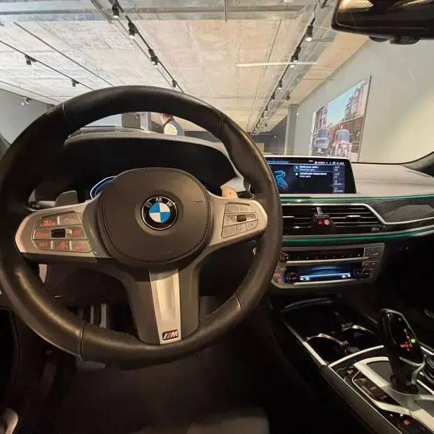 Bmw 745e 745Le Sedan 3.0 V6 M Sport (Hybrid) (Aut)