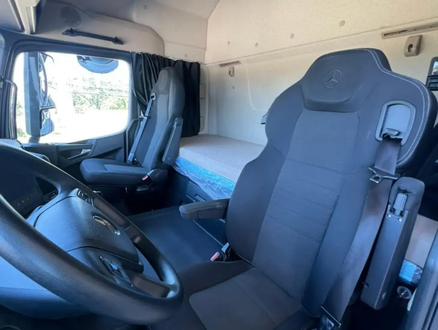 galeria ACTROS 2553LS/36