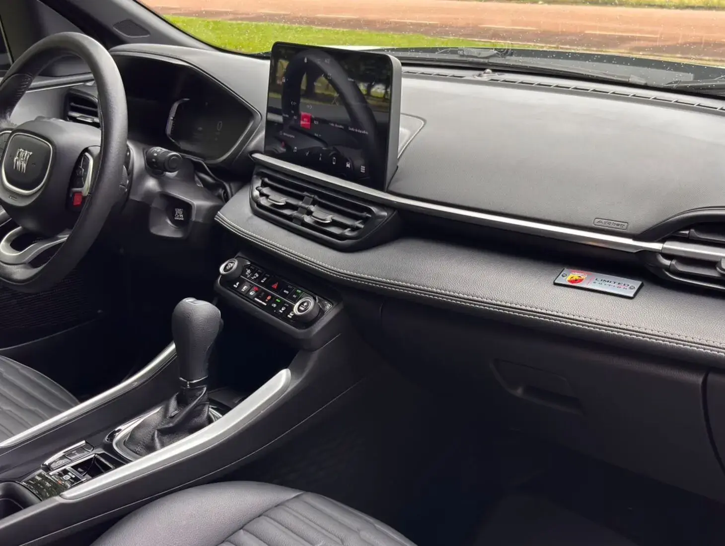 galeria FASTBACK LIMITED EDITION T270