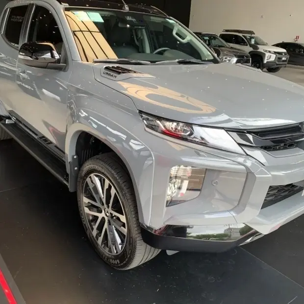 Mitsubishi L200 TRITON 2.4 16V TURBO DIESEL SPORT HPE-S URBAN CD 4P 4X4 AUTOMÁTICO
