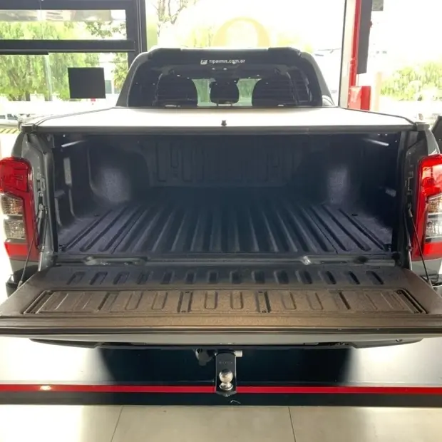 Mitsubishi L200 TRITON 2.4 16V TURBO DIESEL SPORT HPE-S URBAN CD 4P 4X4 AUTOMÁTICO