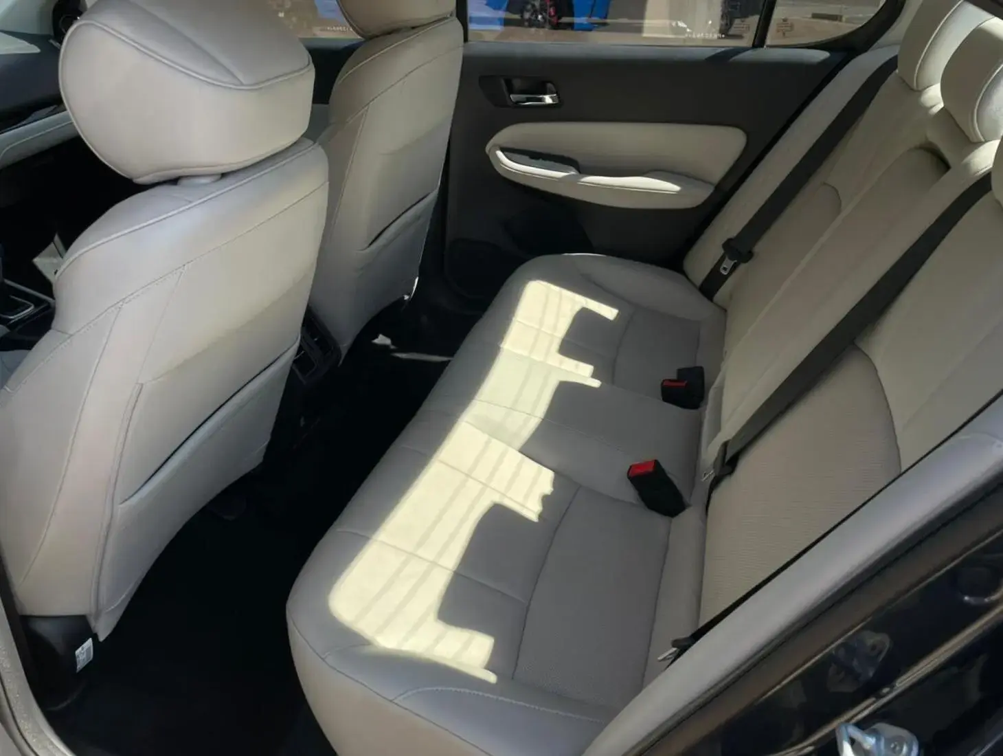 galeria CITY SEDAN TOURING