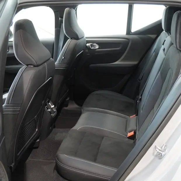 Volvo XC40 P6 RECHARGE ELECTRIC PLUS