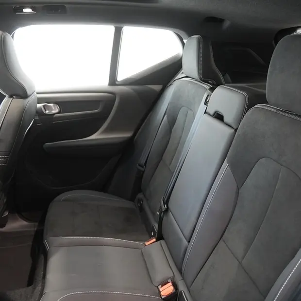 Volvo XC40 P6 RECHARGE ELECTRIC PLUS