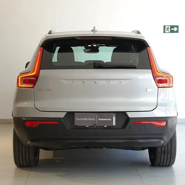 Volvo XC40 P6 RECHARGE ELECTRIC PLUS