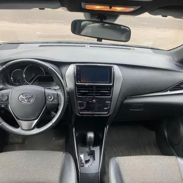 Toyota YARIS 1.5 16V FLEX XS CONNECT MULTIDRIVE