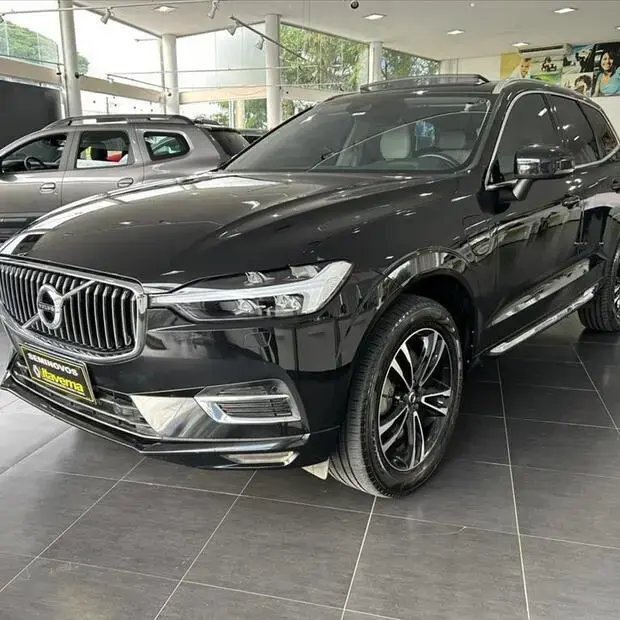 Volvo XC60 2.0 T8 HYBRID MOMENTUM AWD GEARTRONIC