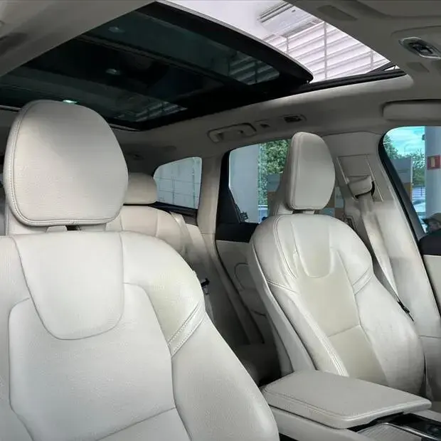 Volvo XC60 2.0 T8 HYBRID MOMENTUM AWD GEARTRONIC