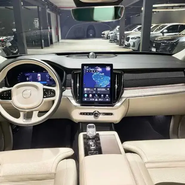 Volvo XC90 Ultra PHEV