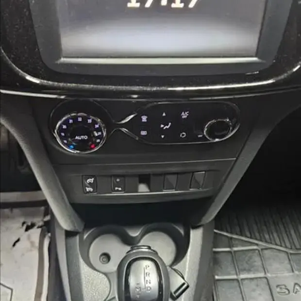 Renault STEPWAY 1.6 16V SCE FLEX ICONIC X-TRONIC