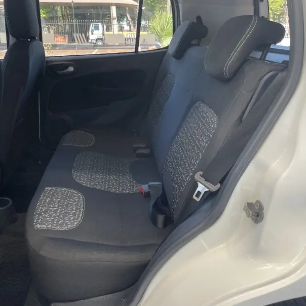 Fiat UNO 1.4 EVO EVOLUTION 8V FLEX 4P MANUAL