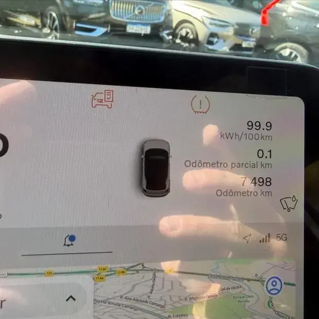 Volvo EX30 69 KW ELÉTRICO PLUS