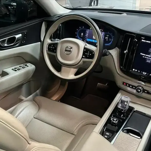 Volvo XC60 2.0 T8 RECHARGE ULTIMATE AWD GEARTRONIC