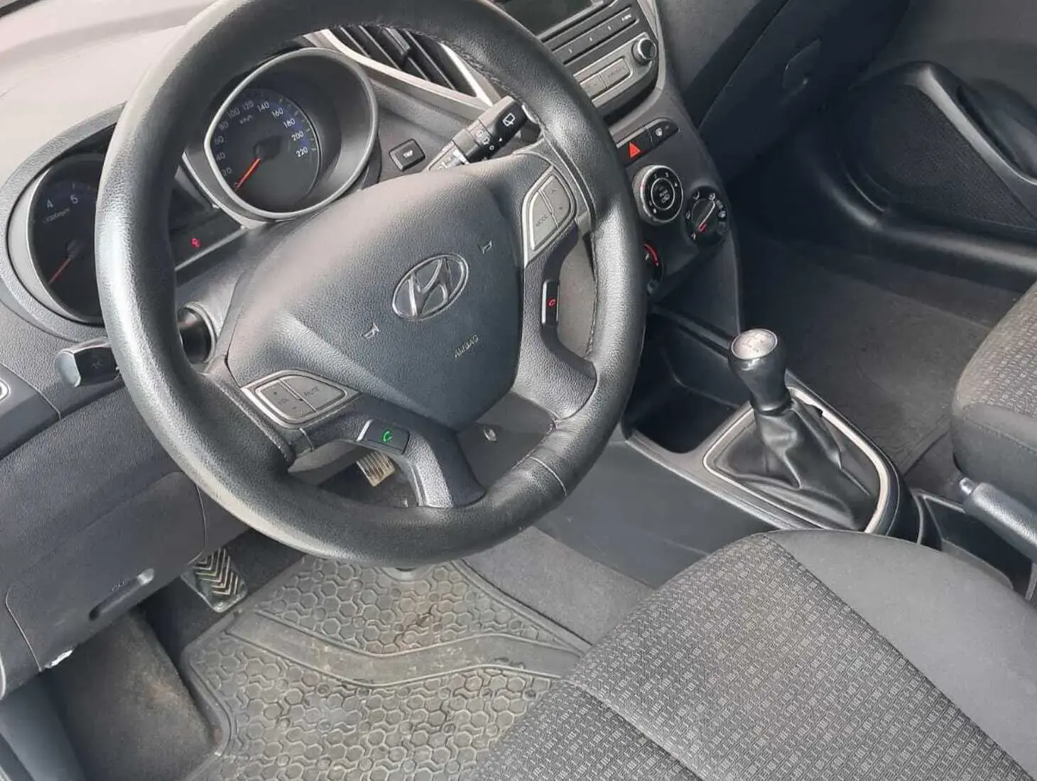 galeria HB20 COMFORT 1.0