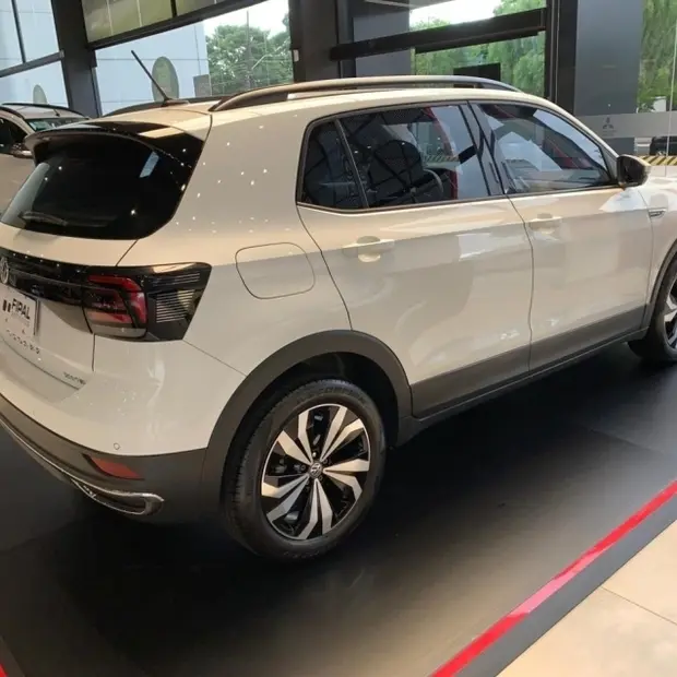 Volkswagen T-CROSS 1.0 200 TSI TOTAL FLEX COMFORTLINE AUTOMÁTICO