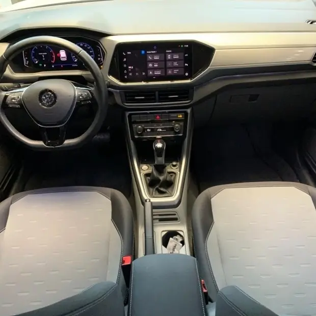 Volkswagen T-CROSS 1.0 200 TSI TOTAL FLEX COMFORTLINE AUTOMÁTICO