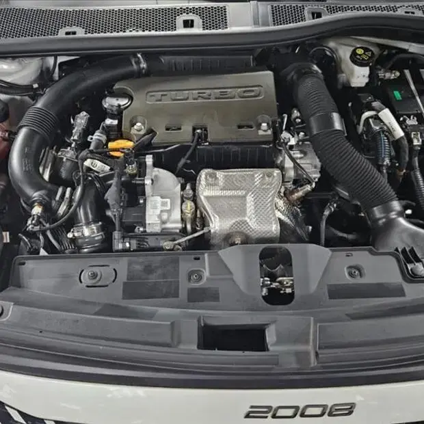Peugeot 2008 1.0 TURBO 200 FLEX GT CVT