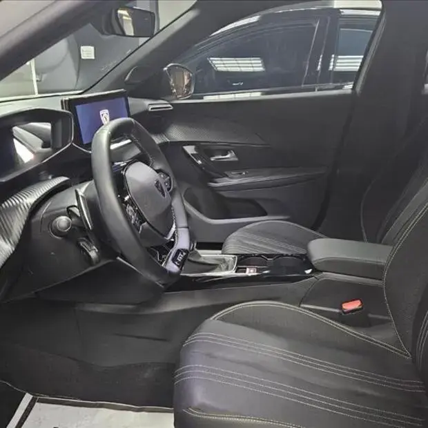 Peugeot 2008 1.0 TURBO 200 FLEX GT CVT