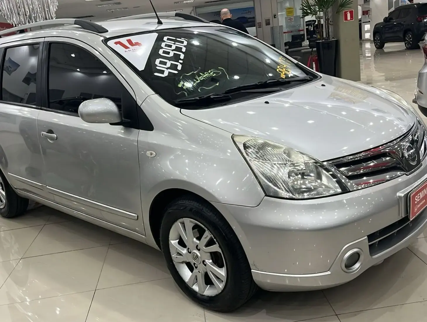 galeria Grand Livina