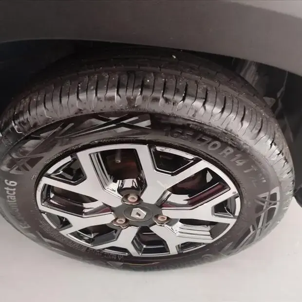 Renault KWID 1.0 12V SCE FLEX OUTSIDER MANUAL