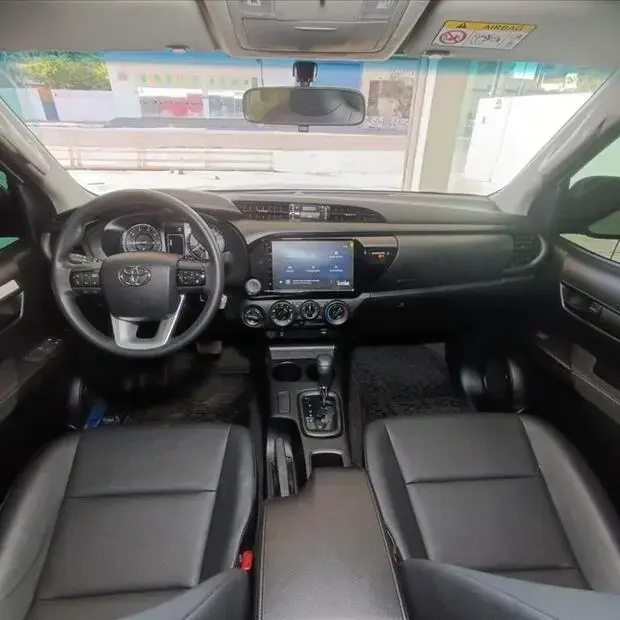 Toyota HILUX 2.8 D-4D TURBO DIESEL CD POWER PACK 4X4 AUTOMÁTICO