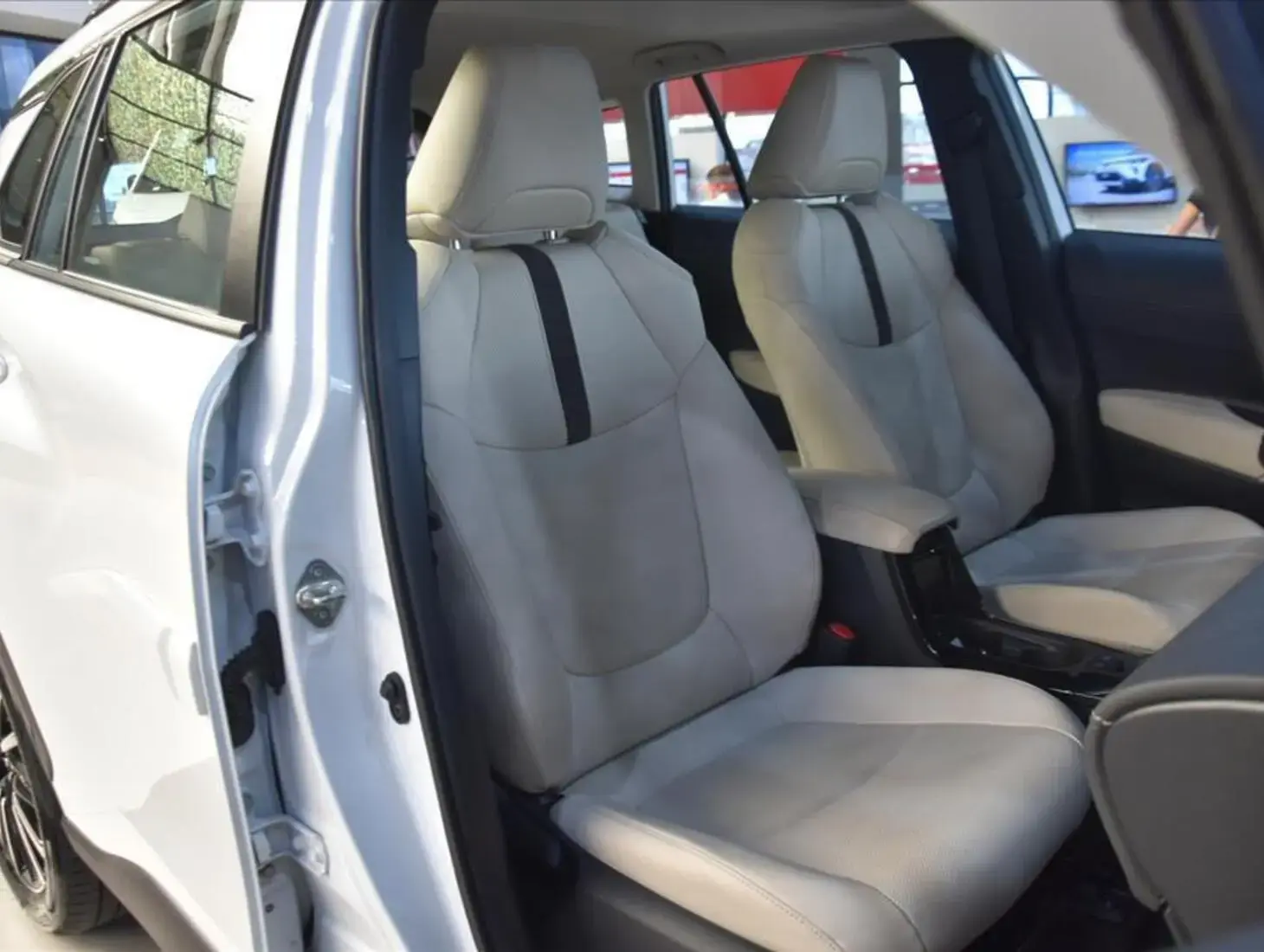 galeria COROLLA CROSS