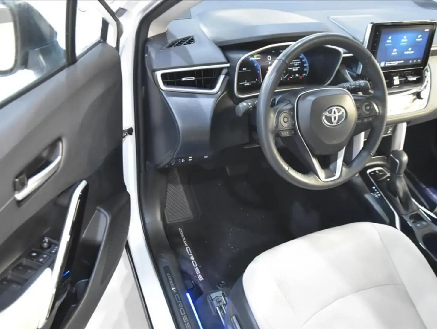 galeria COROLLA CROSS