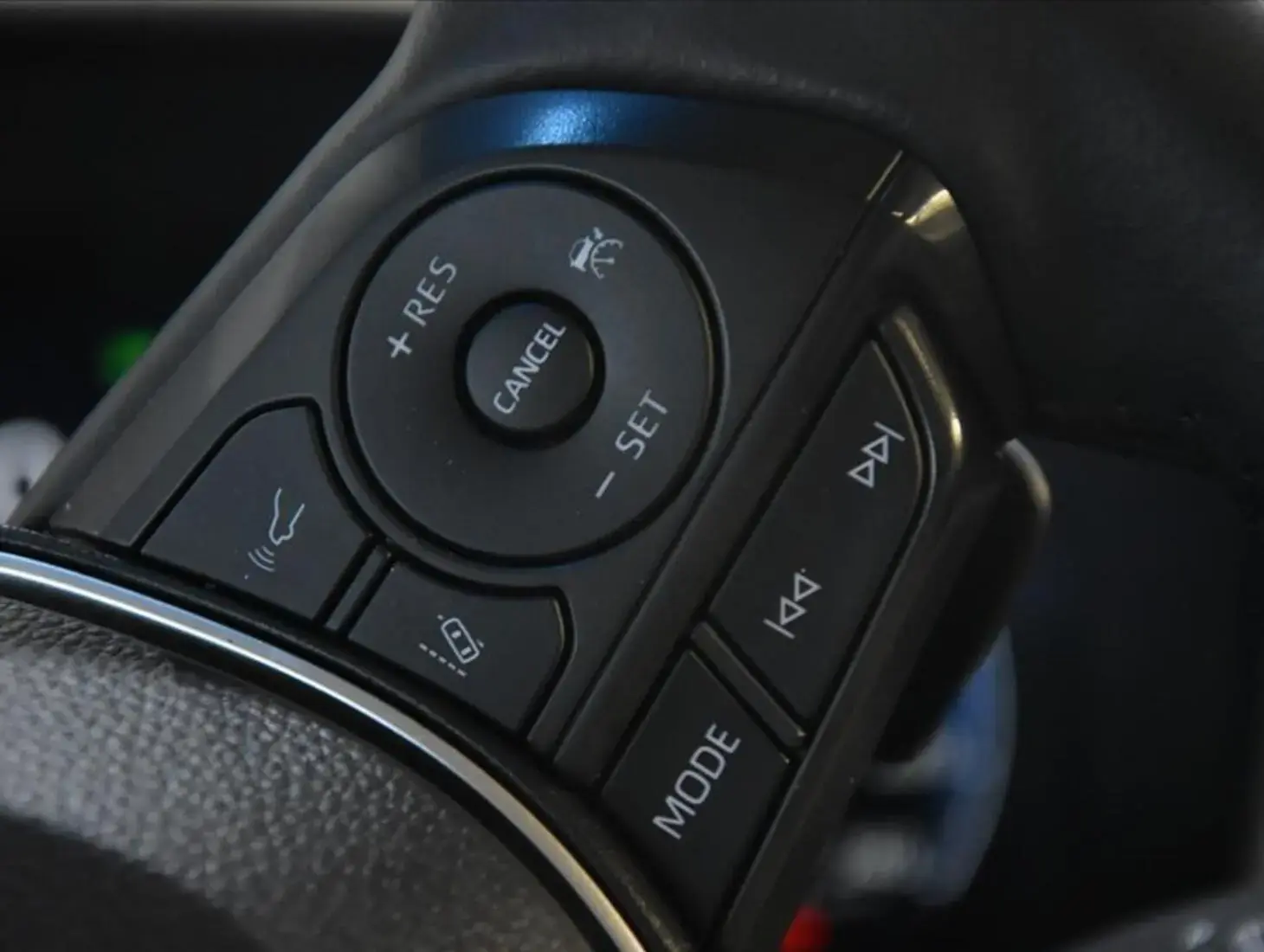 galeria COROLLA CROSS