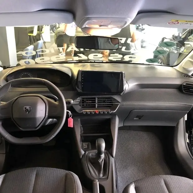 Peugeot 208 1.0 TURBO 200 FLEX ACTIVE CVT