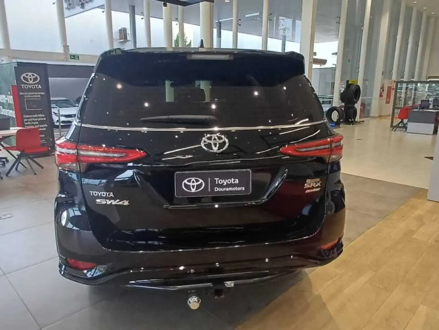 galeria HILUX SW4 2.8 SRX