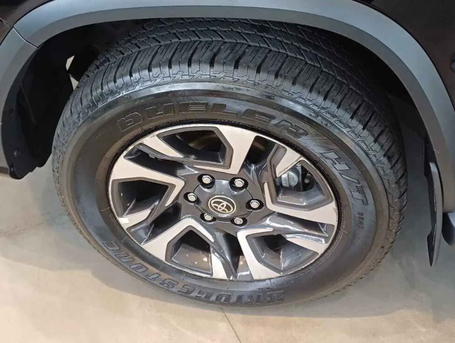 galeria HILUX SW4 2.8 SRX