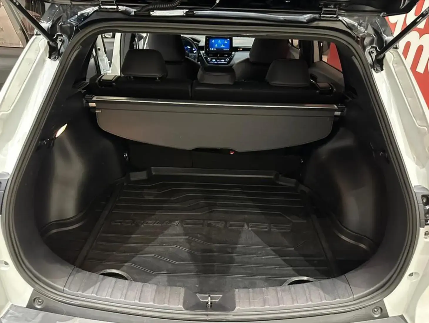 galeria COROLLA CROSS