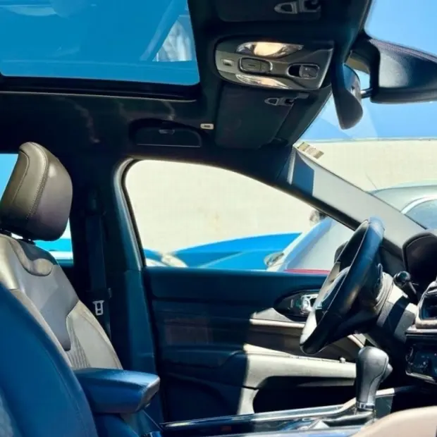 Jeep COMMANDER 2.0 TD380 TURBO DIESEL OVERLAND AT9