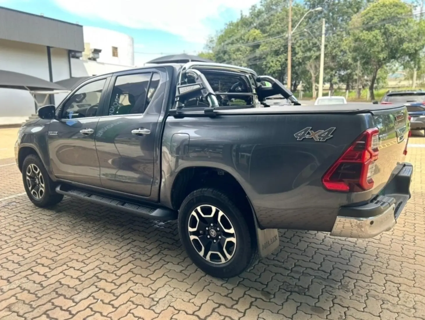 galeria HILUX