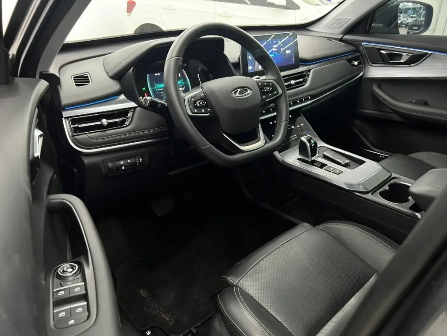 galeria TIGGO 5X PRO