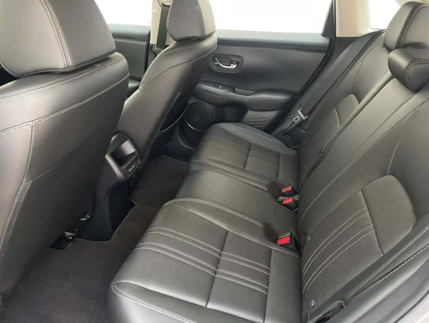 galeria ZR-V TOURING