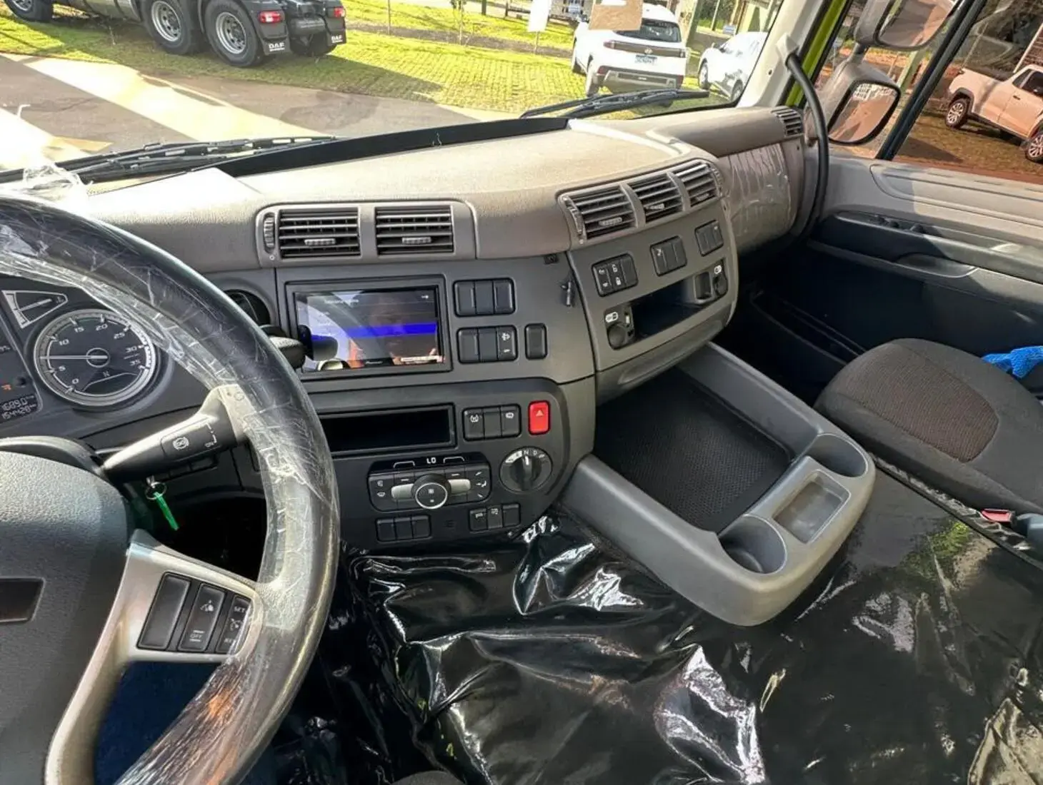 galeria DAF CF FAC 310 8x2