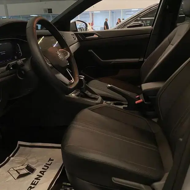 Volkswagen NIVUS 1.0 200 TSI TOTAL FLEX HIGHLINE AUTOMÁTICO