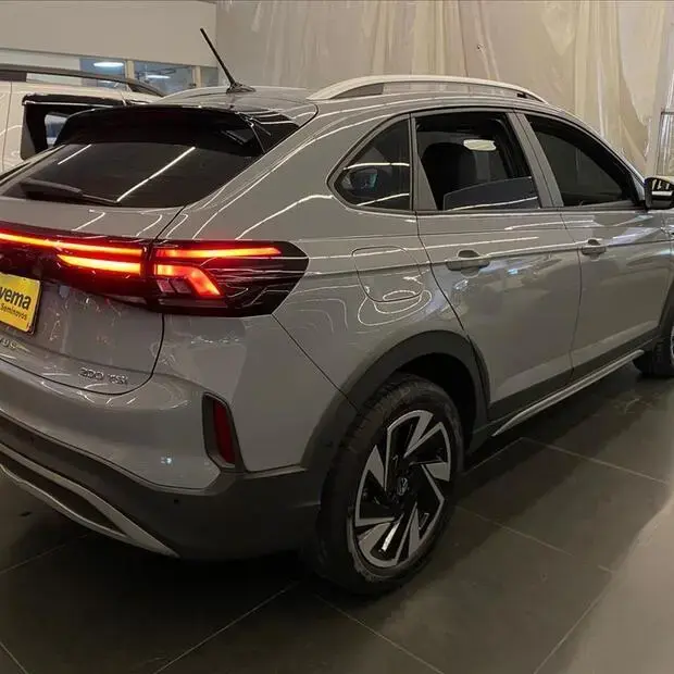 Volkswagen NIVUS 1.0 200 TSI TOTAL FLEX HIGHLINE AUTOMÁTICO