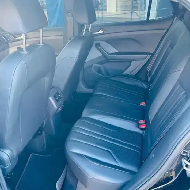 Volkswagen T-CROSS 1.0 200 TSI TOTAL FLEX COMFORTLINE AUTOMÁTICO