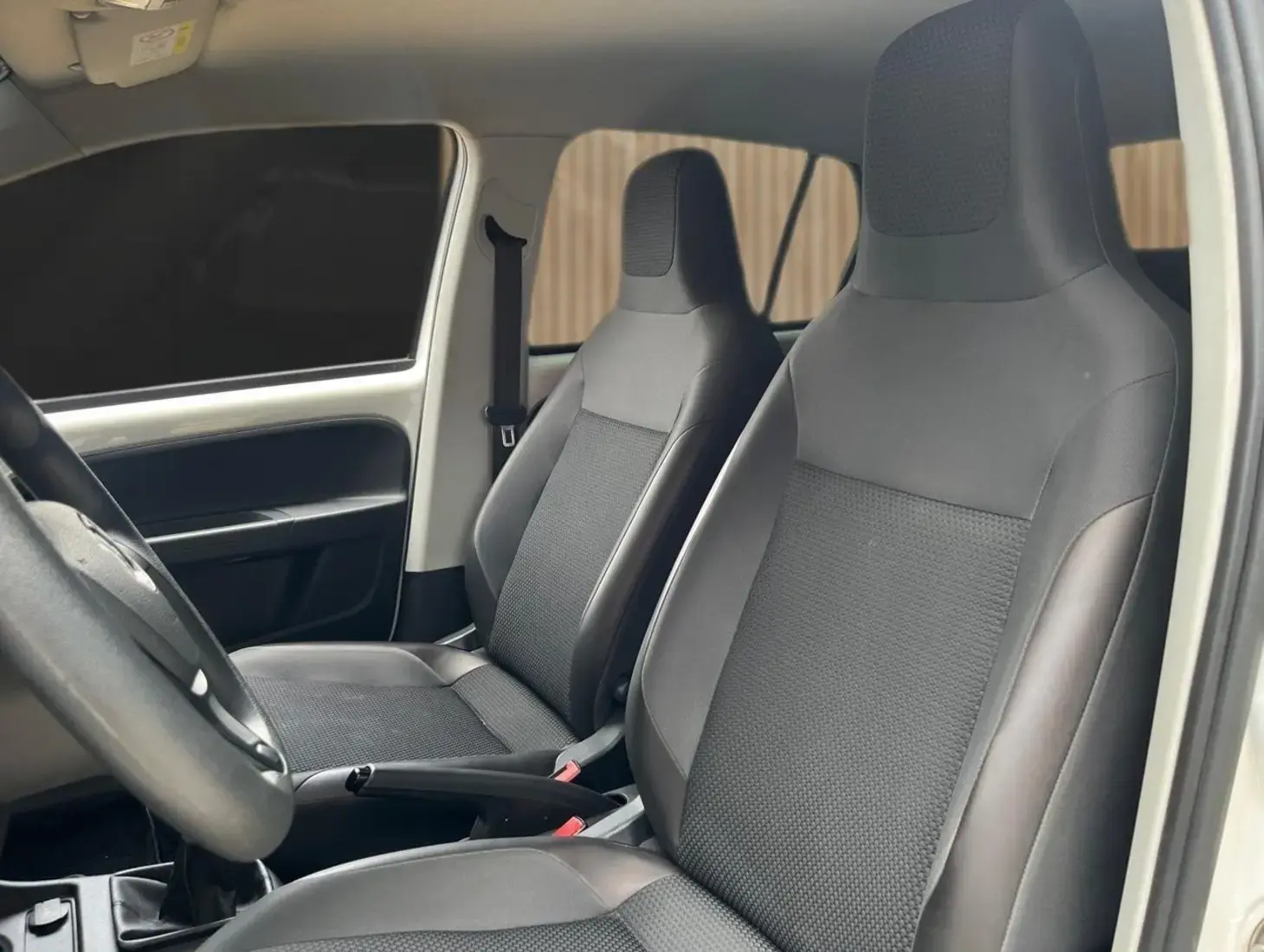 galeria up! Xtreme 1.0 TSI Total Flex 12V 5p