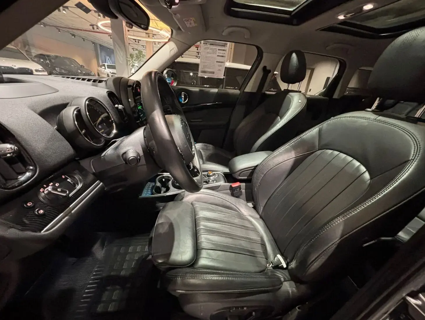 galeria Cooper Countryman