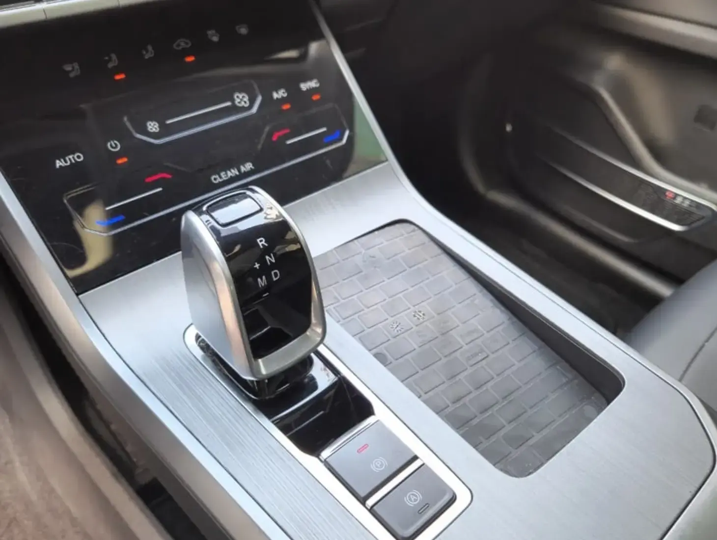 galeria Tiggo 5X Pro