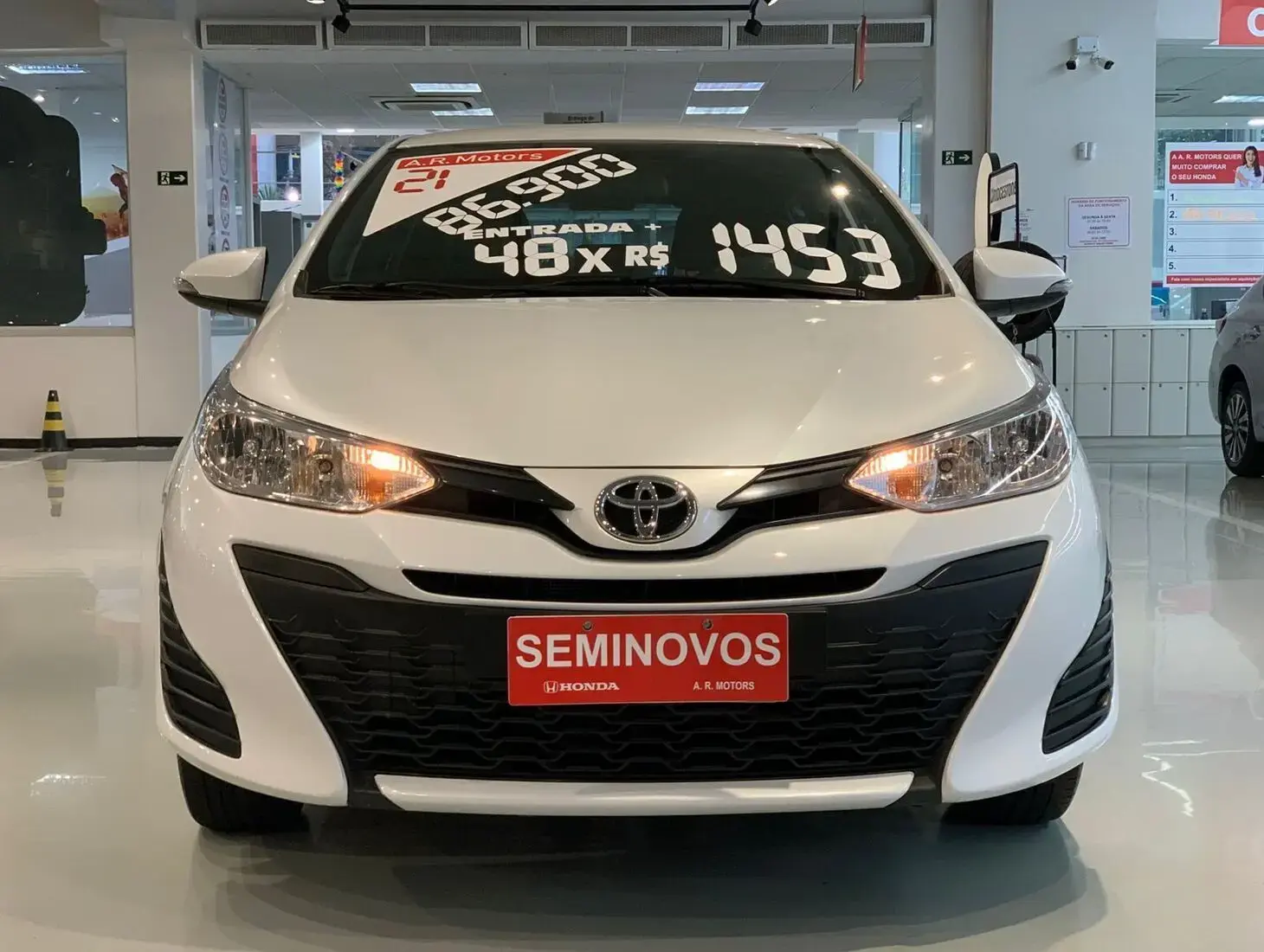 galeria Yaris