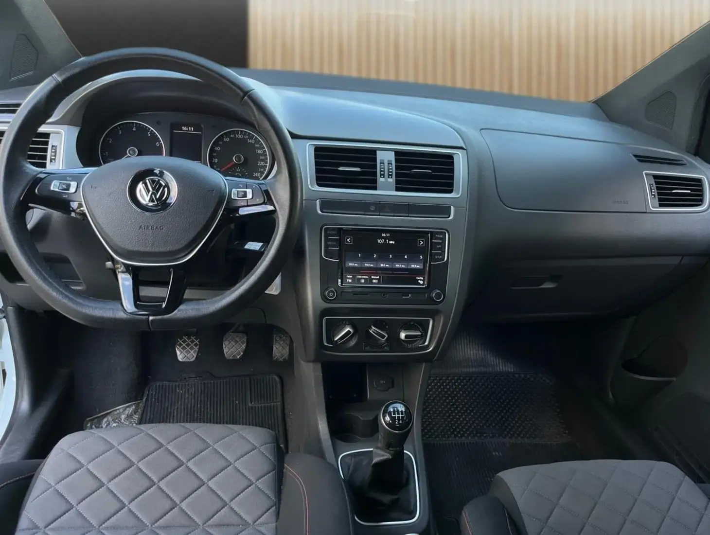 galeria Fox Xtreme 1.6 Flex 8V 5p