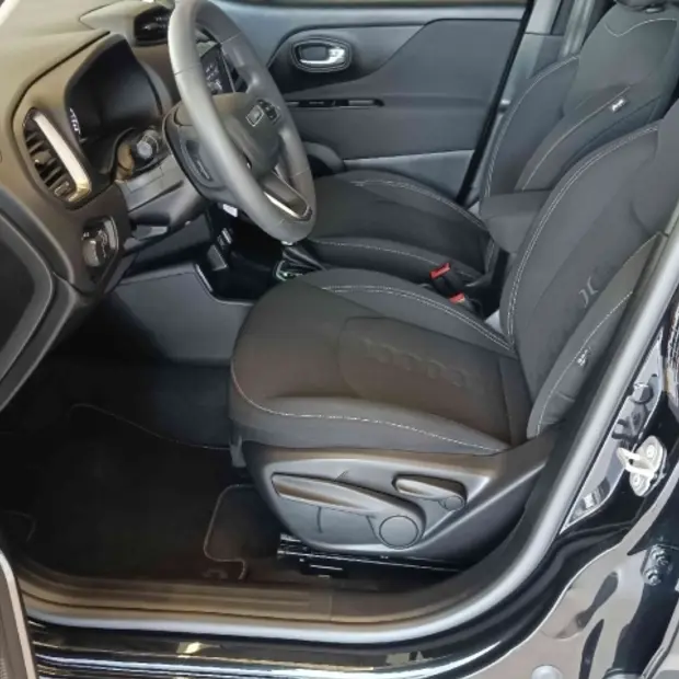 Jeep RENEGADE 1.3 T270 TURBO FLEX AT6