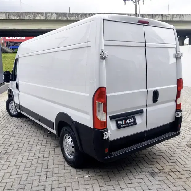 Peugeot BOXER 2.2 BLUEHDI DIESEL FURGÃO L3H2 MANUAL