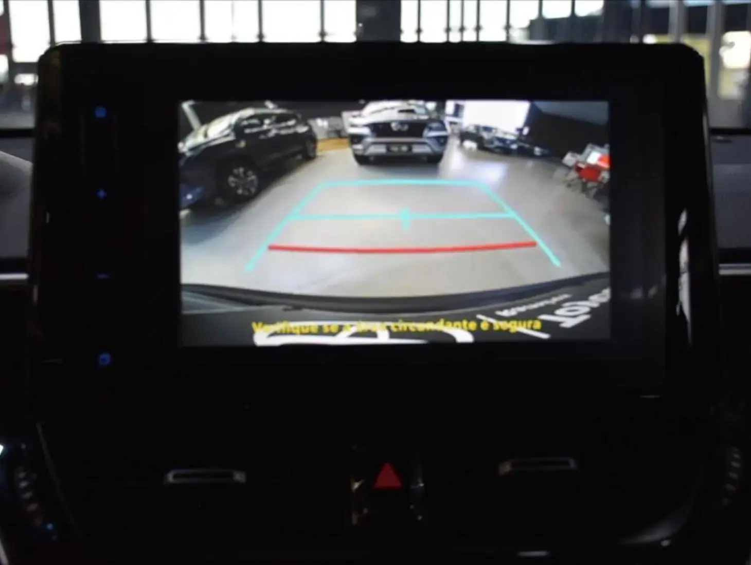 galeria COROLLA CROSS